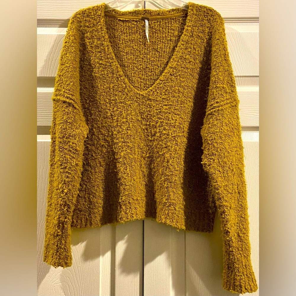 Free People Women’s Oversized V-Neck Soft Sweater Size S